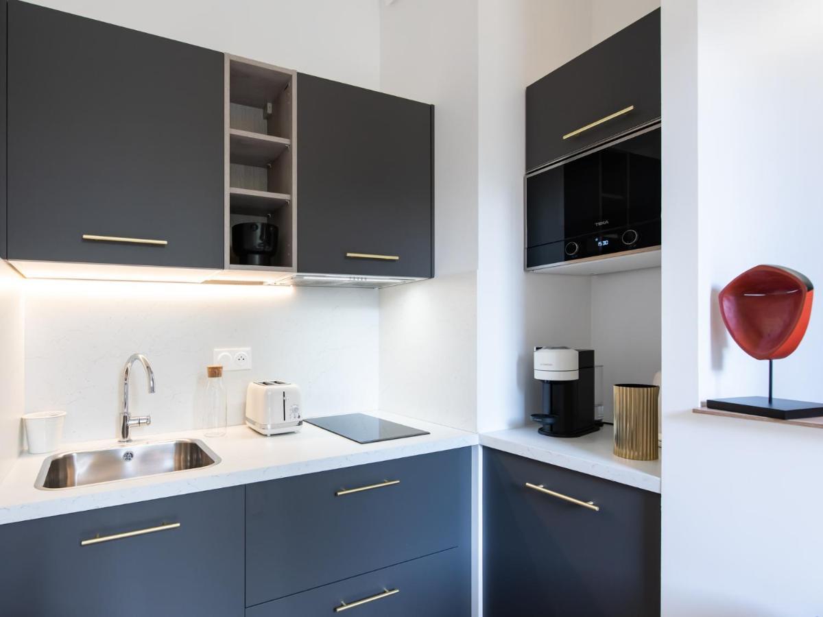Luxury Apartment "Le Raffine" - Lyon Part-Dieu - Dreamy Flat ليون المظهر الخارجي الصورة